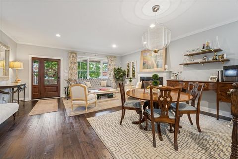 Tiny photo for 2226 W Barry Avenue, Chicago, IL 60618 (MLS # 12494715)