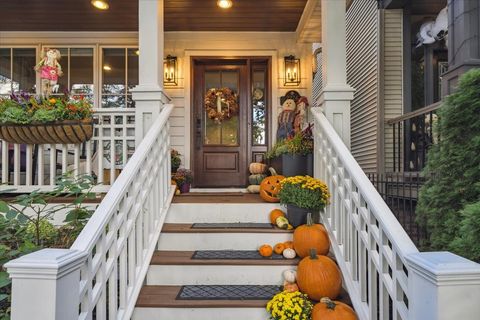 Tiny photo for 2226 W Barry Avenue, Chicago, IL 60618 (MLS # 12494715)