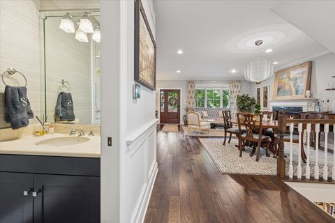 Tiny photo for 2226 W Barry Avenue, Chicago, IL 60618 (MLS # 12494715)