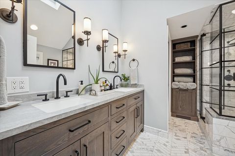 Tiny photo for 2226 W Barry Avenue, Chicago, IL 60618 (MLS # 12494715)