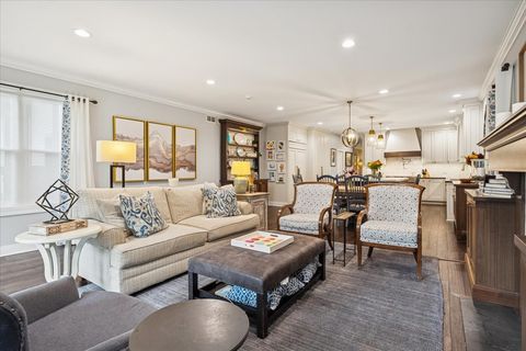 Tiny photo for 2226 W Barry Avenue, Chicago, IL 60618 (MLS # 12494715)