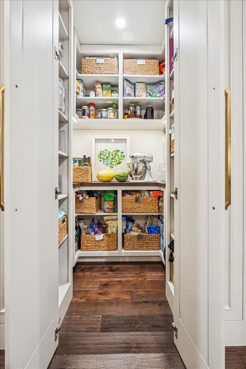 Tiny photo for 2226 W Barry Avenue, Chicago, IL 60618 (MLS # 12494715)