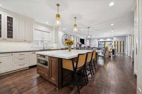 Tiny photo for 2226 W Barry Avenue, Chicago, IL 60618 (MLS # 12494715)