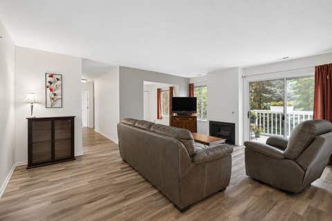 Tiny photo for 440 Somerset Court #D, Aurora, IL 60504 (MLS # 12699417)