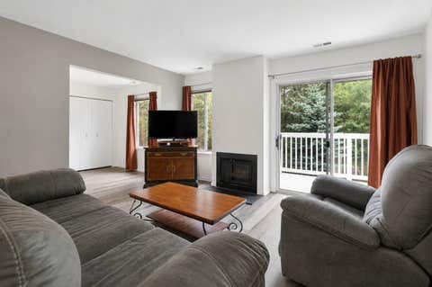 Tiny photo for 440 Somerset Court #D, Aurora, IL 60504 (MLS # 12699417)