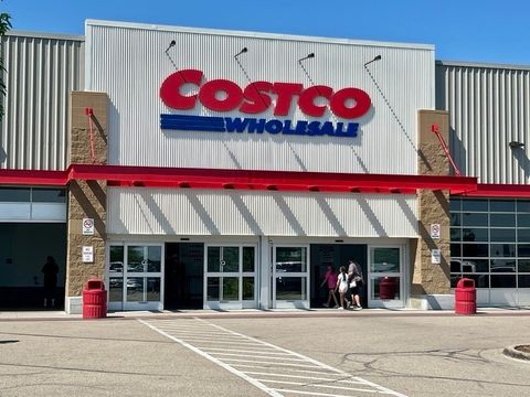 Tiny photo for 765 Village Road, Crystal Lake, IL 60014 (MLS # 12580775)