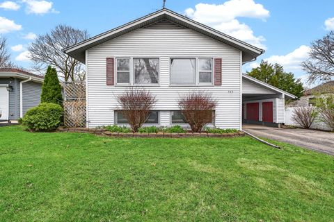 Photo of 305 S 13th Street, St. Charles, IL 60174 (MLS # 12611322)