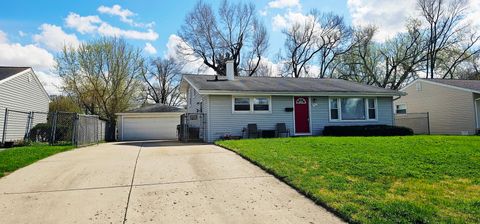 Tiny photo for 117 Cordova Road, Carpentersville, IL 60110 (MLS # 12620114)