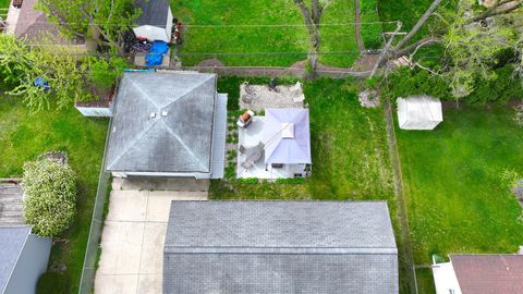 Tiny photo for 117 Cordova Road, Carpentersville, IL 60110 (MLS # 12620114)