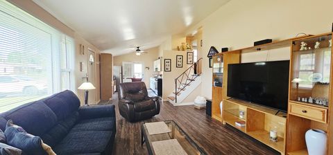 Tiny photo for 117 Cordova Road, Carpentersville, IL 60110 (MLS # 12620114)