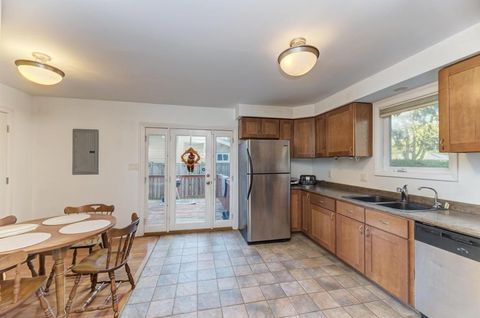 Tiny photo for 433 N Lincoln Avenue, Villa Park, IL 60181 (MLS # 12508062)