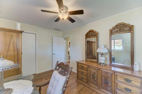 Tiny photo for 433 N Lincoln Avenue, Villa Park, IL 60181 (MLS # 12508062)