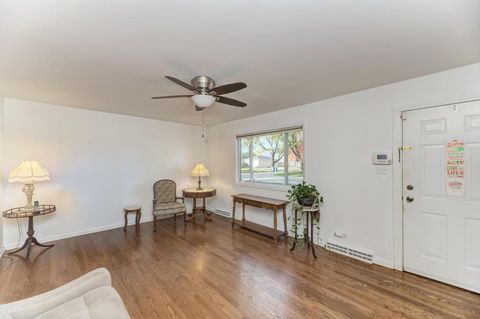 Tiny photo for 433 N Lincoln Avenue, Villa Park, IL 60181 (MLS # 12508062)