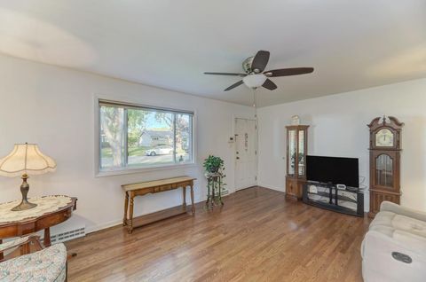 Tiny photo for 433 N Lincoln Avenue, Villa Park, IL 60181 (MLS # 12508062)