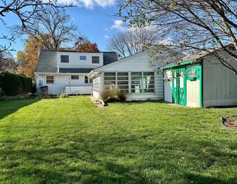 A home in Mount Prospect