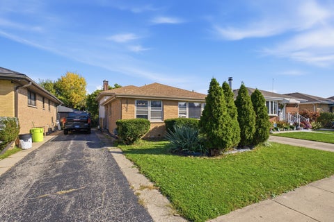 Photo of 3745 Scott Street, Schiller Park, IL 60176 (MLS # 12785560)