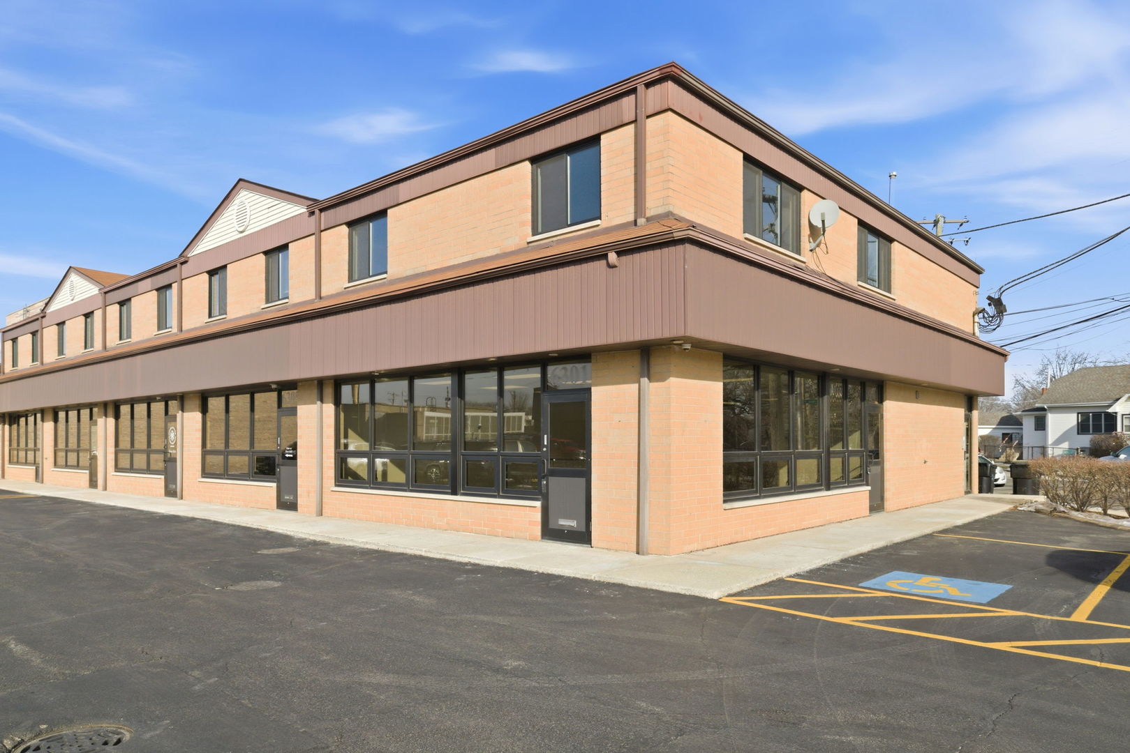 6301 N Northwest Highway