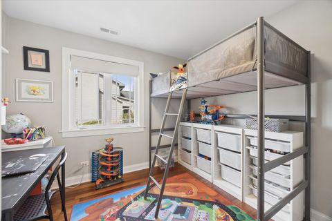 Tiny photo for 2000 W 55th Place, La Grange Highlands, IL 60525 (MLS # 12614935)