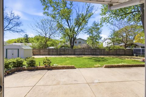Tiny photo for 1117 E Kitson Drive, Palatine, IL 60074 (MLS # 12645802)