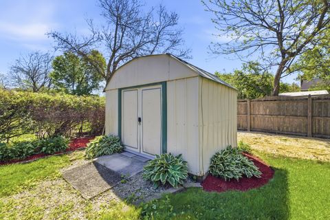 Tiny photo for 1117 E Kitson Drive, Palatine, IL 60074 (MLS # 12645802)