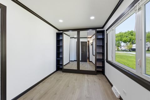 Tiny photo for 1117 E Kitson Drive, Palatine, IL 60074 (MLS # 12645802)