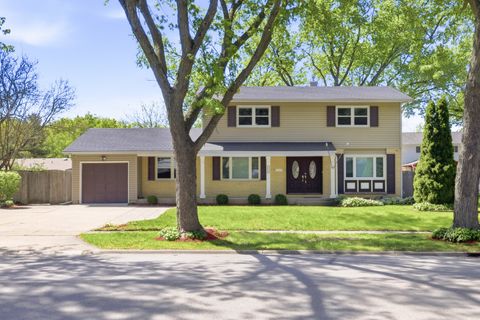 1117 E Kitson Drive, Palatine, IL 60074 - #: 12645802