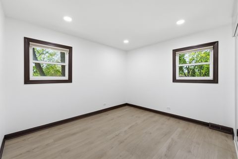 Tiny photo for 1117 E Kitson Drive, Palatine, IL 60074 (MLS # 12645802)