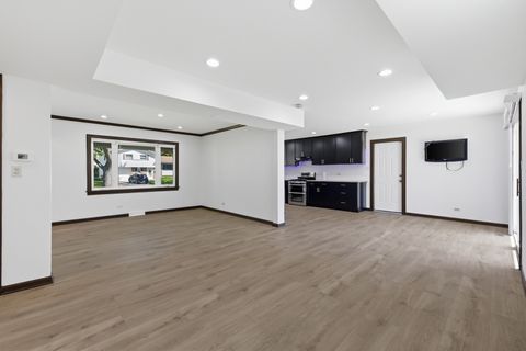 Tiny photo for 1117 E Kitson Drive, Palatine, IL 60074 (MLS # 12645802)