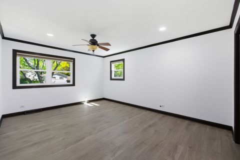Tiny photo for 1117 E Kitson Drive, Palatine, IL 60074 (MLS # 12645802)