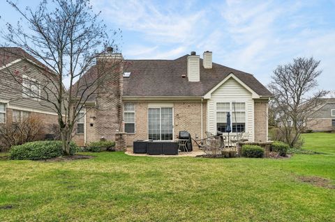 Tiny photo for 2072 Inverness Drive, Vernon Hills, IL 60061 (MLS # 12631647)
