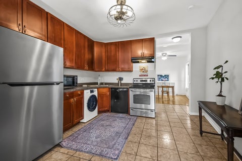 Tiny photo for 639 Garfield Street #3, Oak Park, IL 60304 (MLS # 12733551)