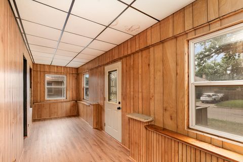 Tiny photo for 909 Woods Avenue, Joliet, IL 60436 (MLS # 12432283)