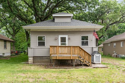 Tiny photo for 909 Woods Avenue, Joliet, IL 60436 (MLS # 12432283)
