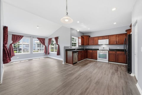 Tiny photo for 3335 Silver City Court, Montgomery, IL 60538 (MLS # 12739966)