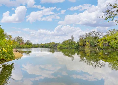 Tiny photo for 5509 E Lake Drive #C, Lisle, IL 60532 (MLS # 12558429)