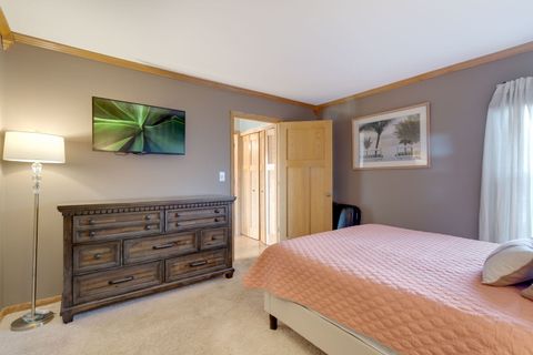 Tiny photo for 5509 E Lake Drive #C, Lisle, IL 60532 (MLS # 12558429)