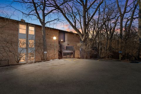 Tiny photo for 5509 E Lake Drive #C, Lisle, IL 60532 (MLS # 12558429)