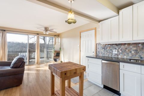 Tiny photo for 5509 E Lake Drive #C, Lisle, IL 60532 (MLS # 12558429)