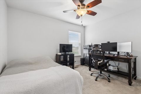 Tiny photo for 340 Fieldstone Drive, Woodstock, IL 60098 (MLS # 12621337)