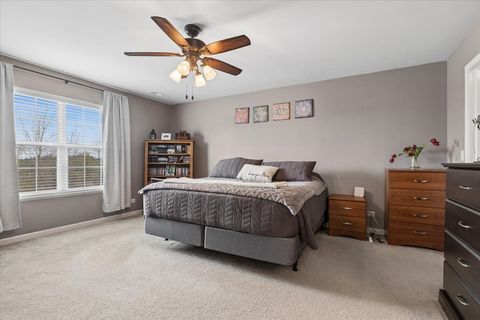 Tiny photo for 340 Fieldstone Drive, Woodstock, IL 60098 (MLS # 12621337)