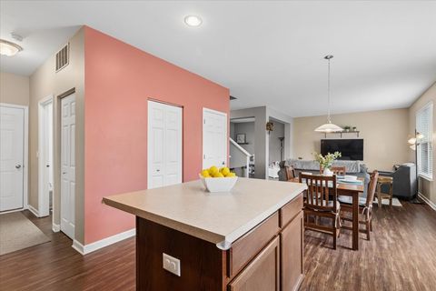 Tiny photo for 340 Fieldstone Drive, Woodstock, IL 60098 (MLS # 12621337)