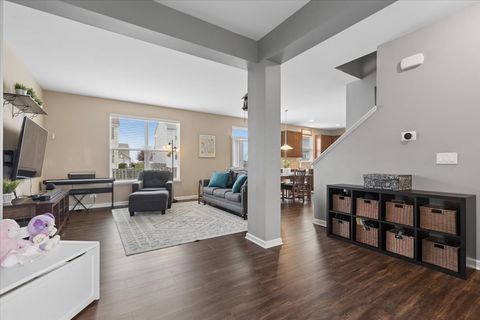 Tiny photo for 340 Fieldstone Drive, Woodstock, IL 60098 (MLS # 12621337)