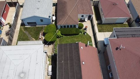 Tiny photo for 1531 N 24th Avenue, Melrose Park, IL 60160 (MLS # 12539780)
