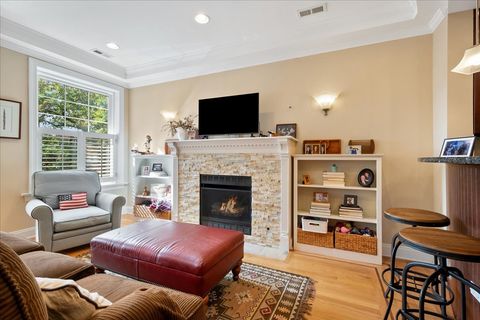 Tiny photo for 1118 W Pratt Boulevard #2, Chicago, IL 60626 (MLS # 12488839)