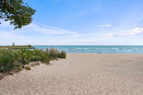 Tiny photo for 1118 W Pratt Boulevard #2, Chicago, IL 60626 (MLS # 12488839)