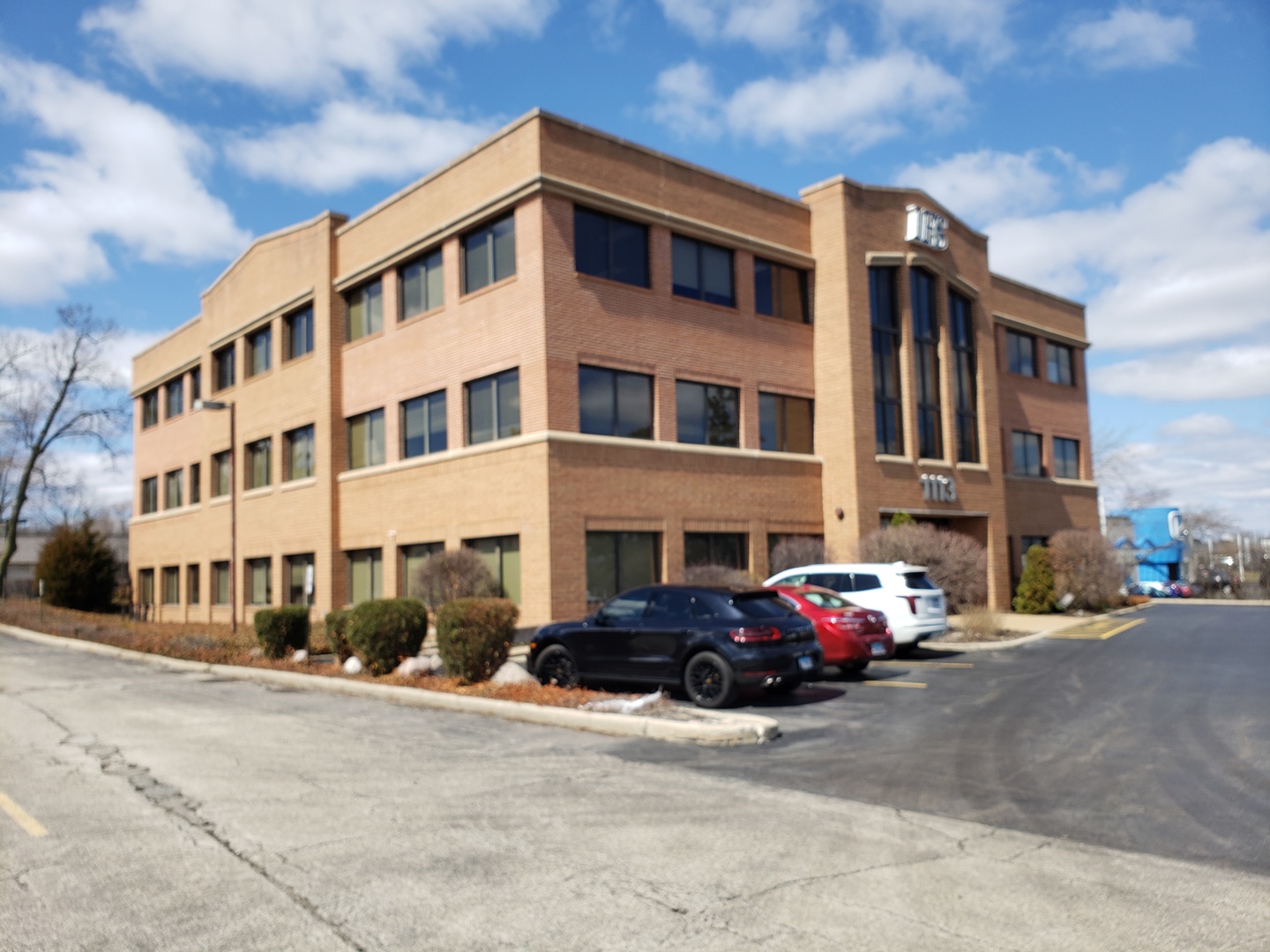 1113 S Milwaukee Avenue 202