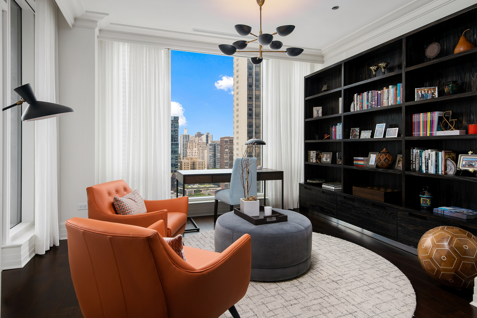 9 W Walton Street 1702