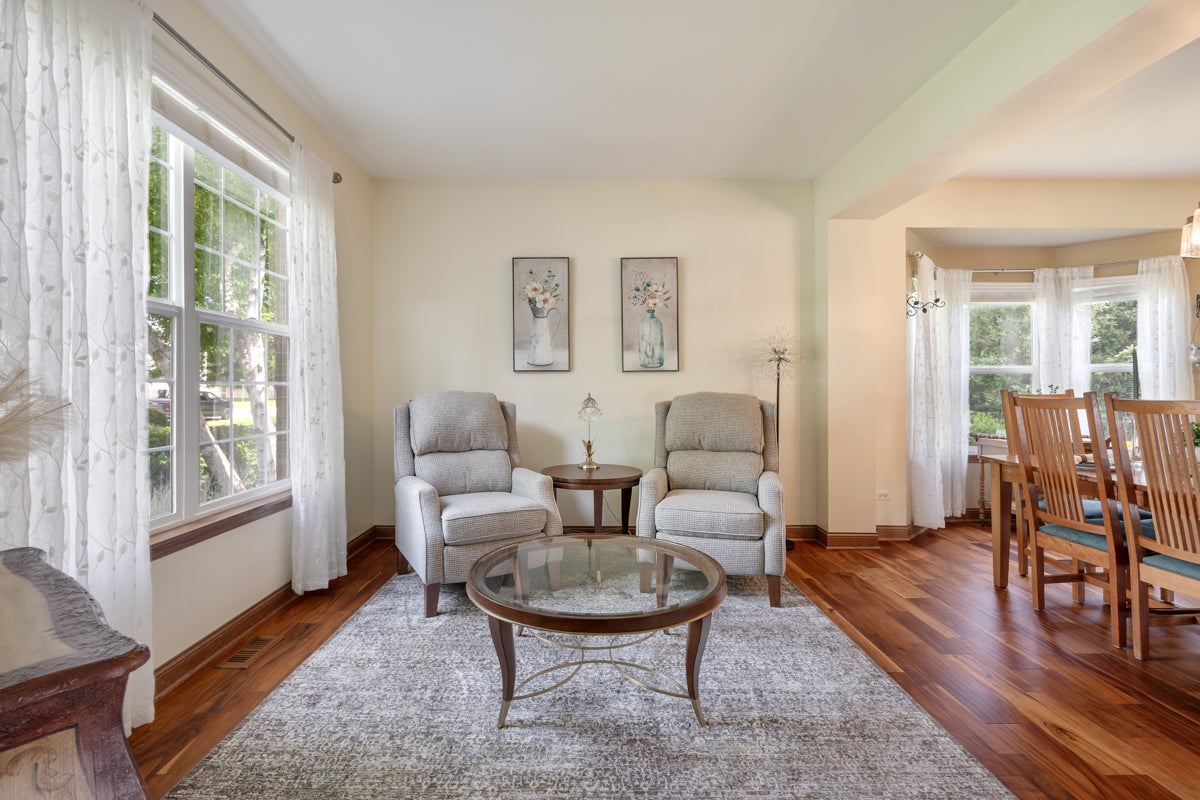 5918 Meadowlark Lane