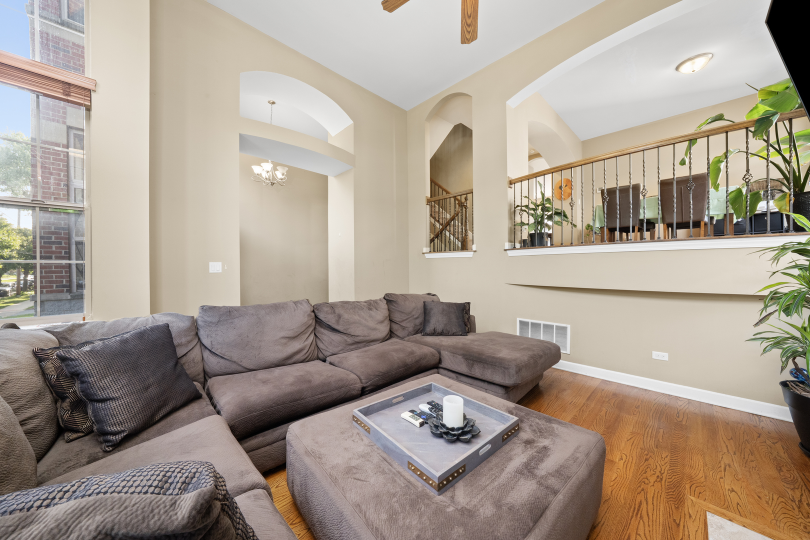 6637 W 64th Place