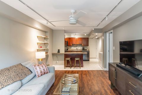 Tiny photo for 5854 N Kenmore Avenue #2B, Chicago, IL 60660 (MLS # 12319067)